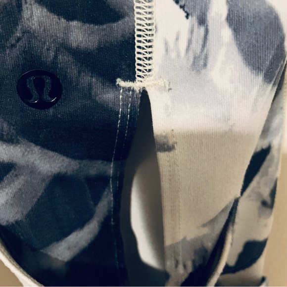 Lululemon Yin to You Leggings Skort Black White Grey Tie Dye Sz 6 - Picture 7 of 12